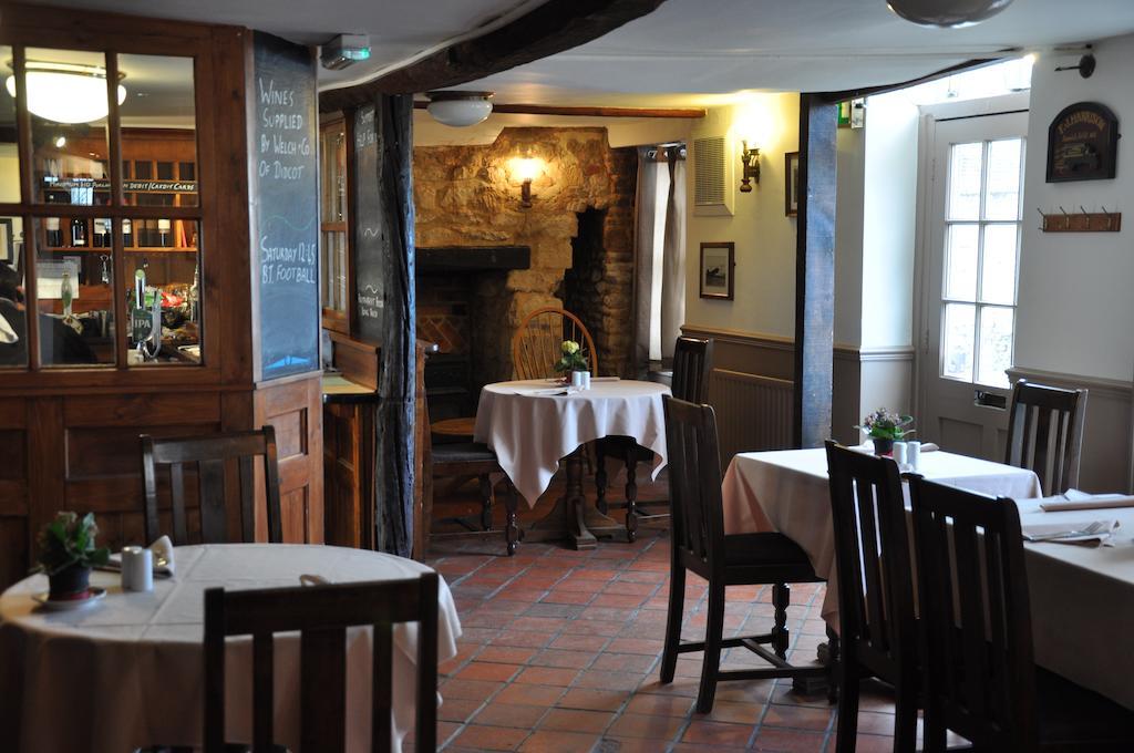 The Crown Inn Benson Extérieur photo